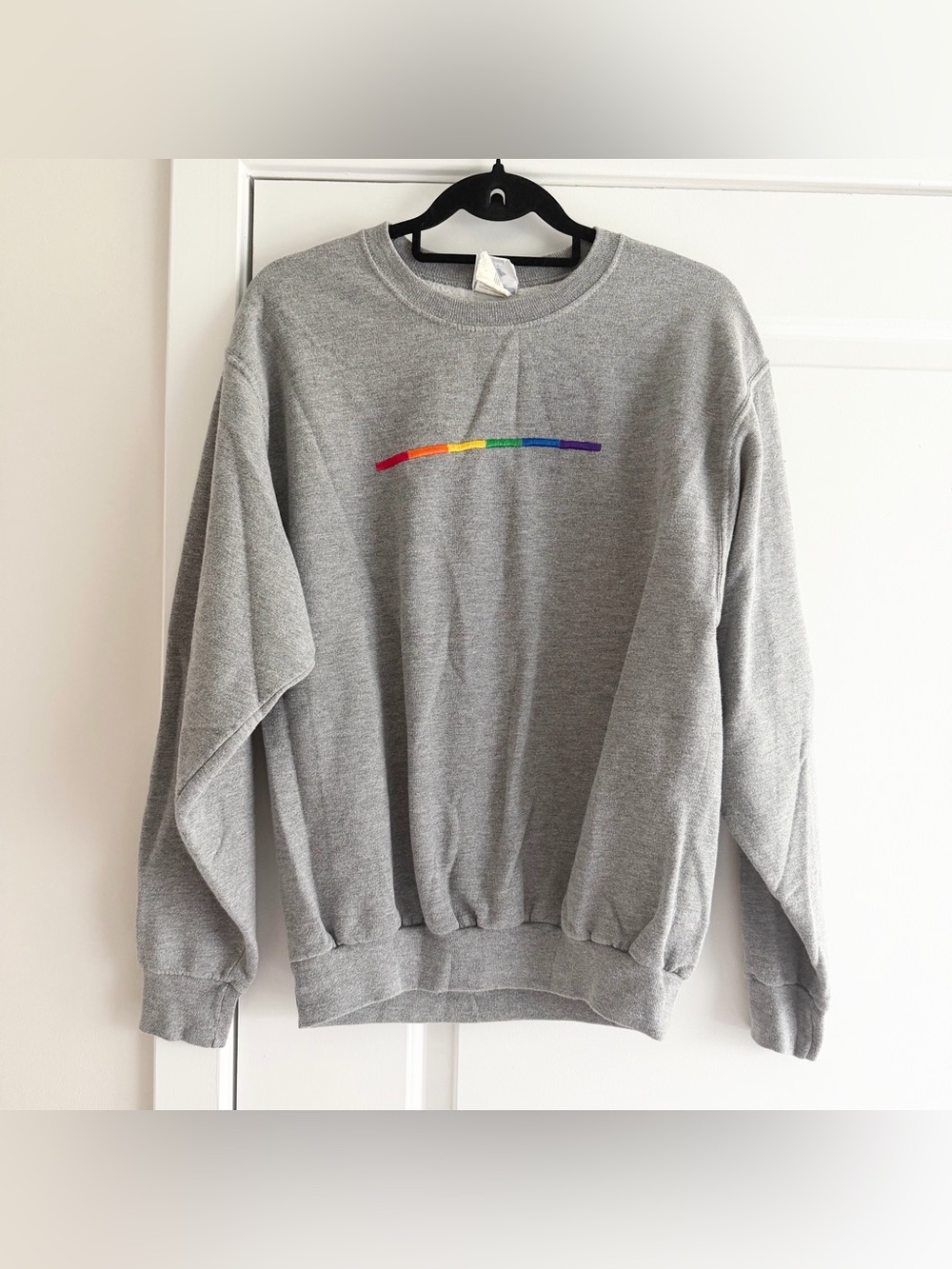 Jerzees 1999 Vintage Grey Unisex Sweatshirt with Rainbow Embroidery